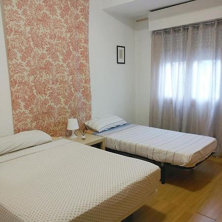 Comoda Habitacion Privada ולנסיה מראה חיצוני תמונה